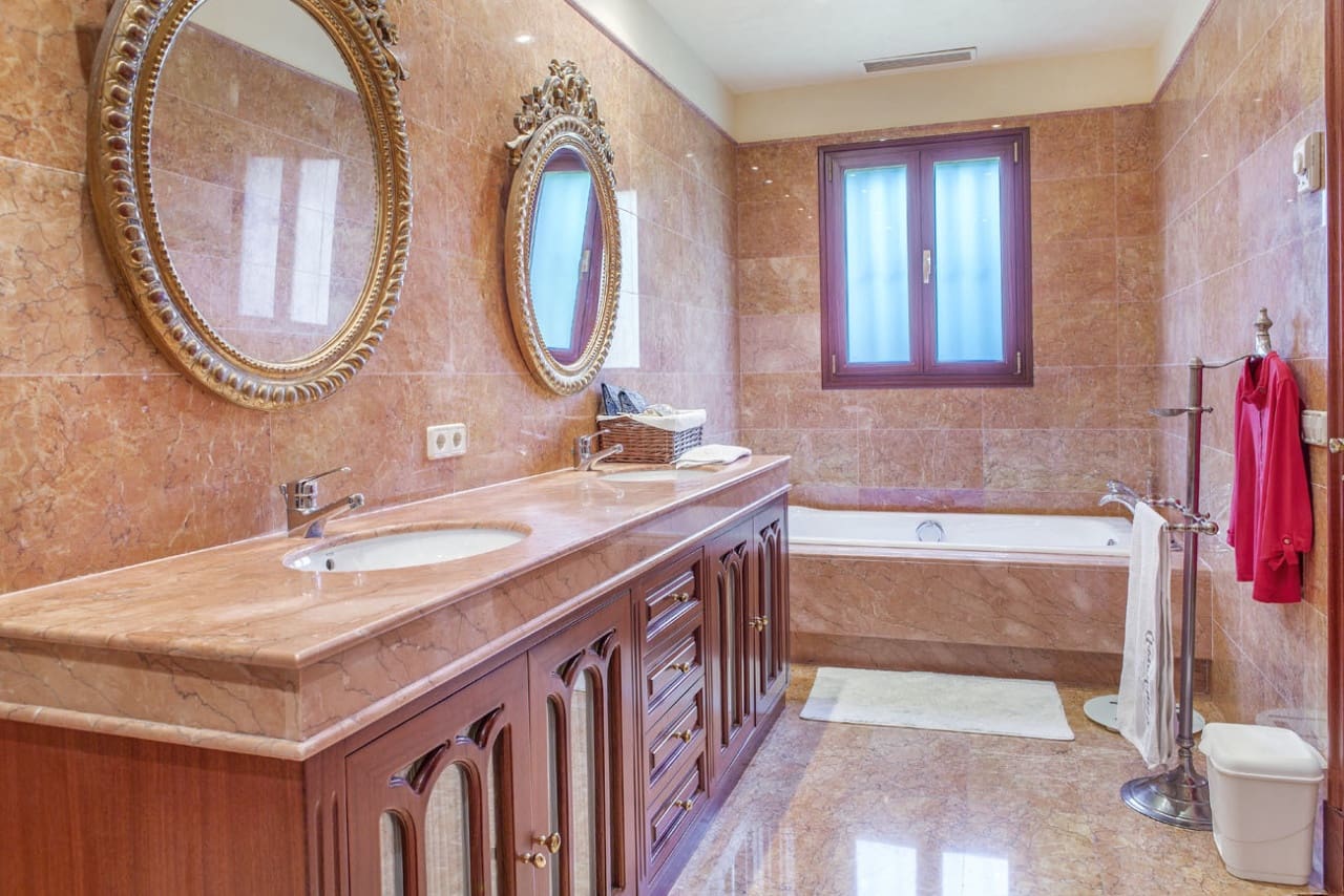 8 makuuhuone Huvila myytävänä paikassa Son Veri Nou mukana uima-altaan 
autotalli - 4 775 000 € (Ref: 6459177)