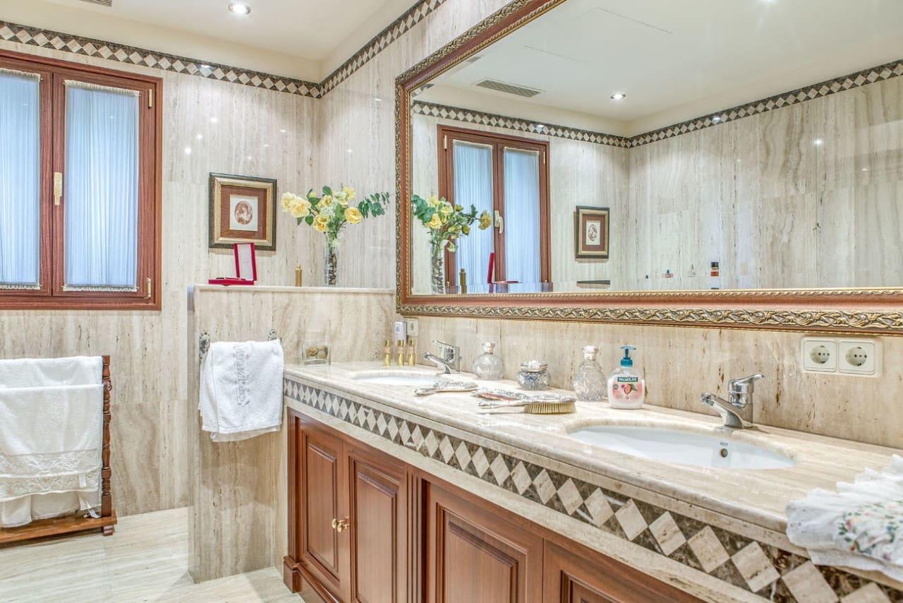 8 makuuhuone Huvila myytävänä paikassa Son Veri Nou mukana uima-altaan 
autotalli - 4 775 000 € (Ref: 6459177)