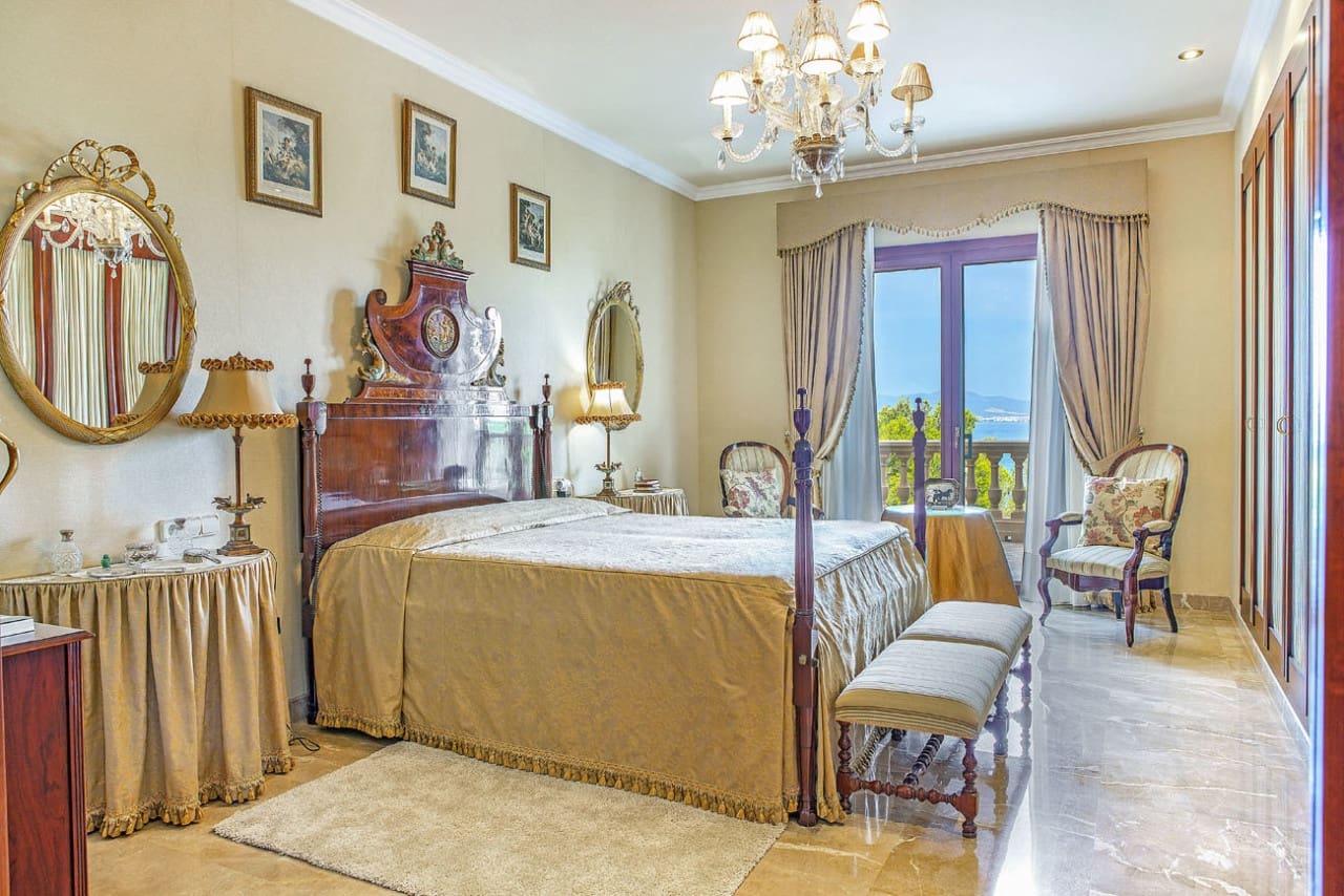 8 makuuhuone Huvila myytävänä paikassa Son Veri Nou mukana uima-altaan 
autotalli - 4 775 000 € (Ref: 6459177)