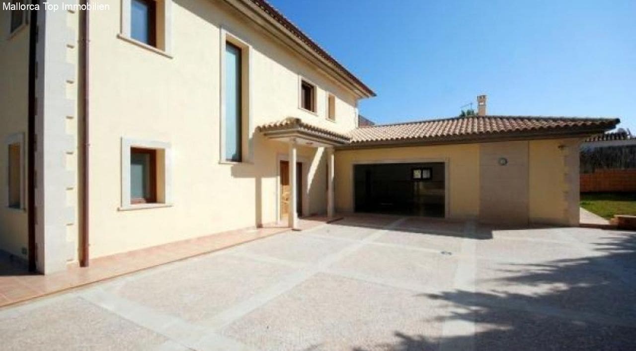 4 sypialnia Willa na sprzedaż w Santa Ponsa z basenem garażem - 3 100 000 € (Ref: 6459179)