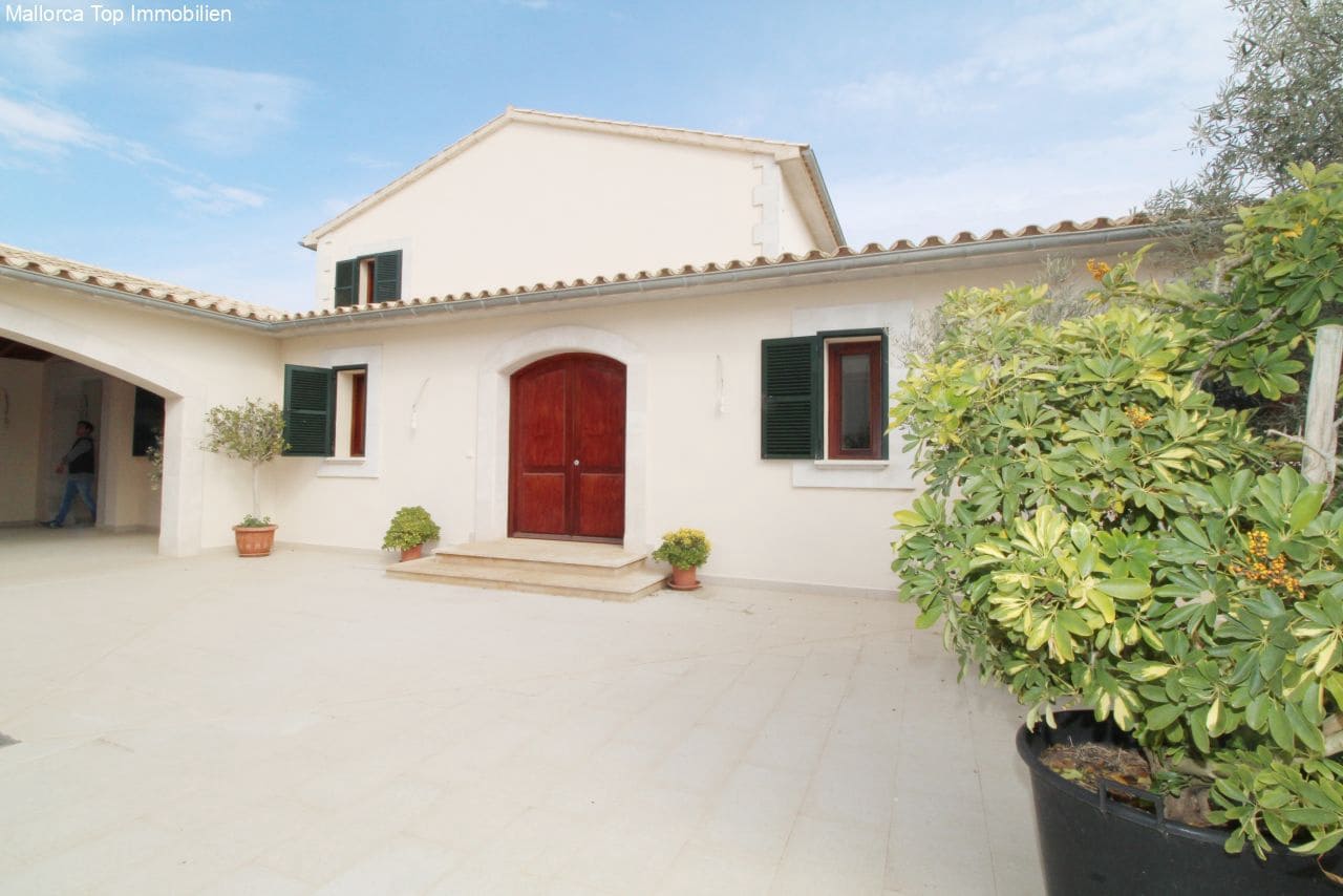 4 sovrum Finca/Hus på landet till salu i Son Ferriol med pool garage - 1 840 000 € (Ref: 6459201)