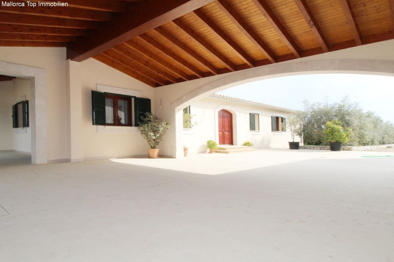 4 sovrum Finca/Hus på landet till salu i Son Ferriol med pool garage - 1 840 000 € (Ref: 6459201)