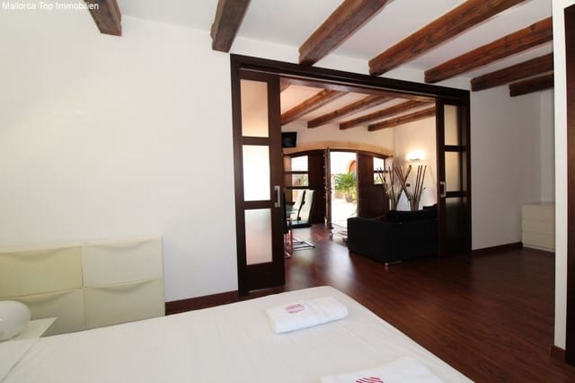 6 soveværelse Finca/Landehus til salg i Felanitx med swimmingpool garage - € 3.500.000 (Ref: 6459207)