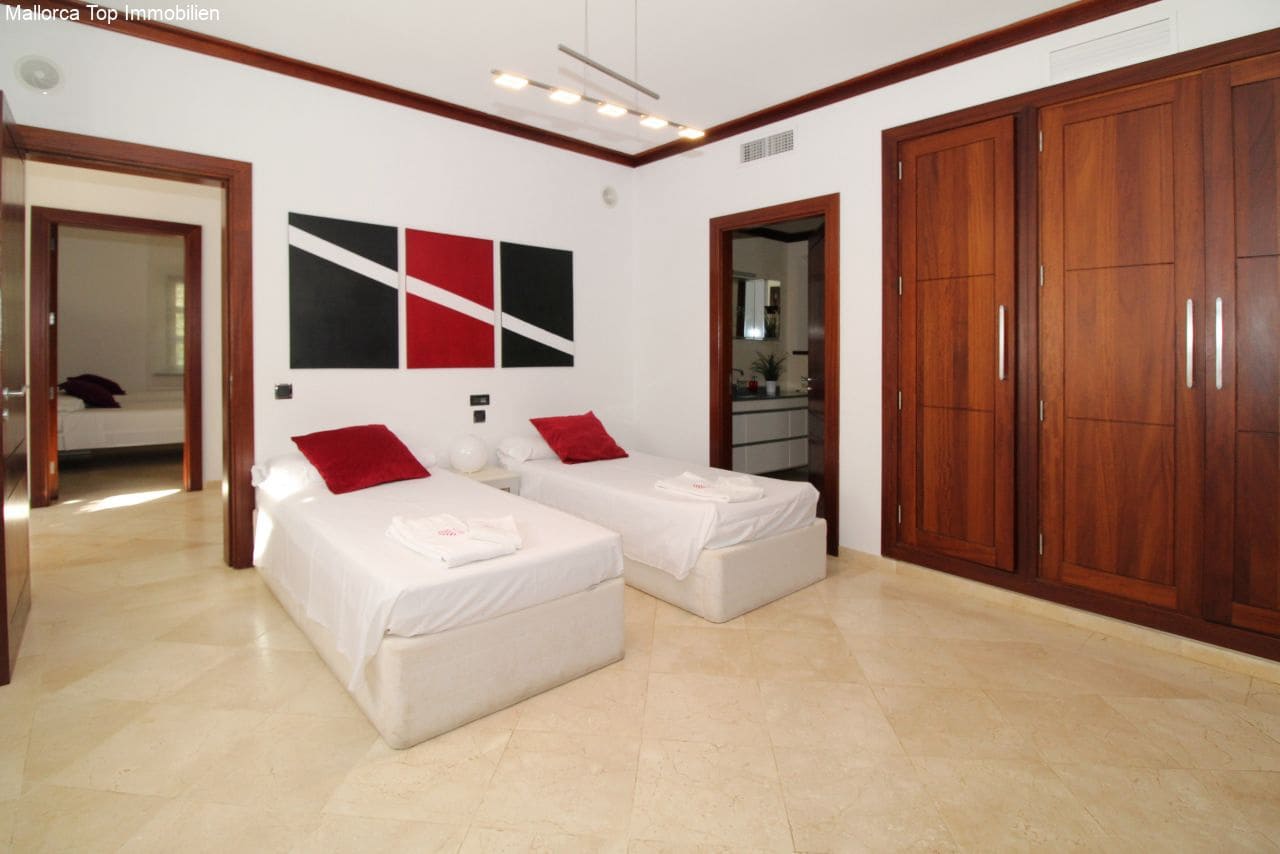 6 soveværelse Finca/Landehus til salg i Felanitx med swimmingpool garage - € 3.500.000 (Ref: 6459207)