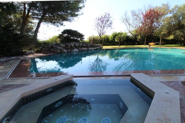 6 soveværelse Finca/Landehus til salg i Felanitx med swimmingpool garage - € 3.500.000 (Ref: 6459207)