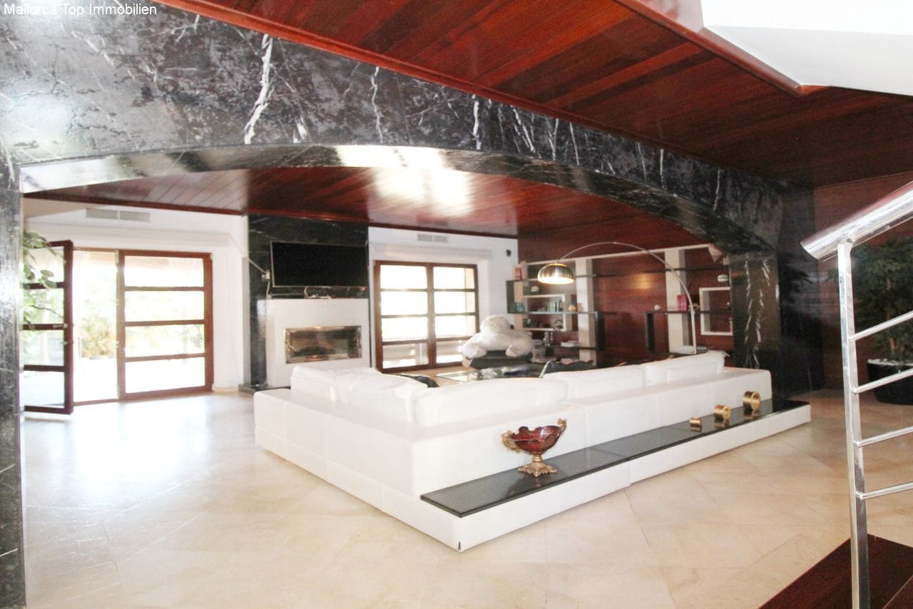 6 soveværelse Finca/Landehus til salg i Felanitx med swimmingpool garage - € 3.500.000 (Ref: 6459207)