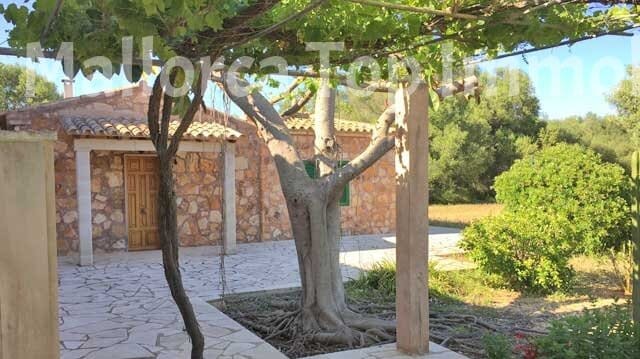 2 soveværelse Finca/Landehus til salg i Santanyi med garage - € 1.050.000 (Ref: 6604710)