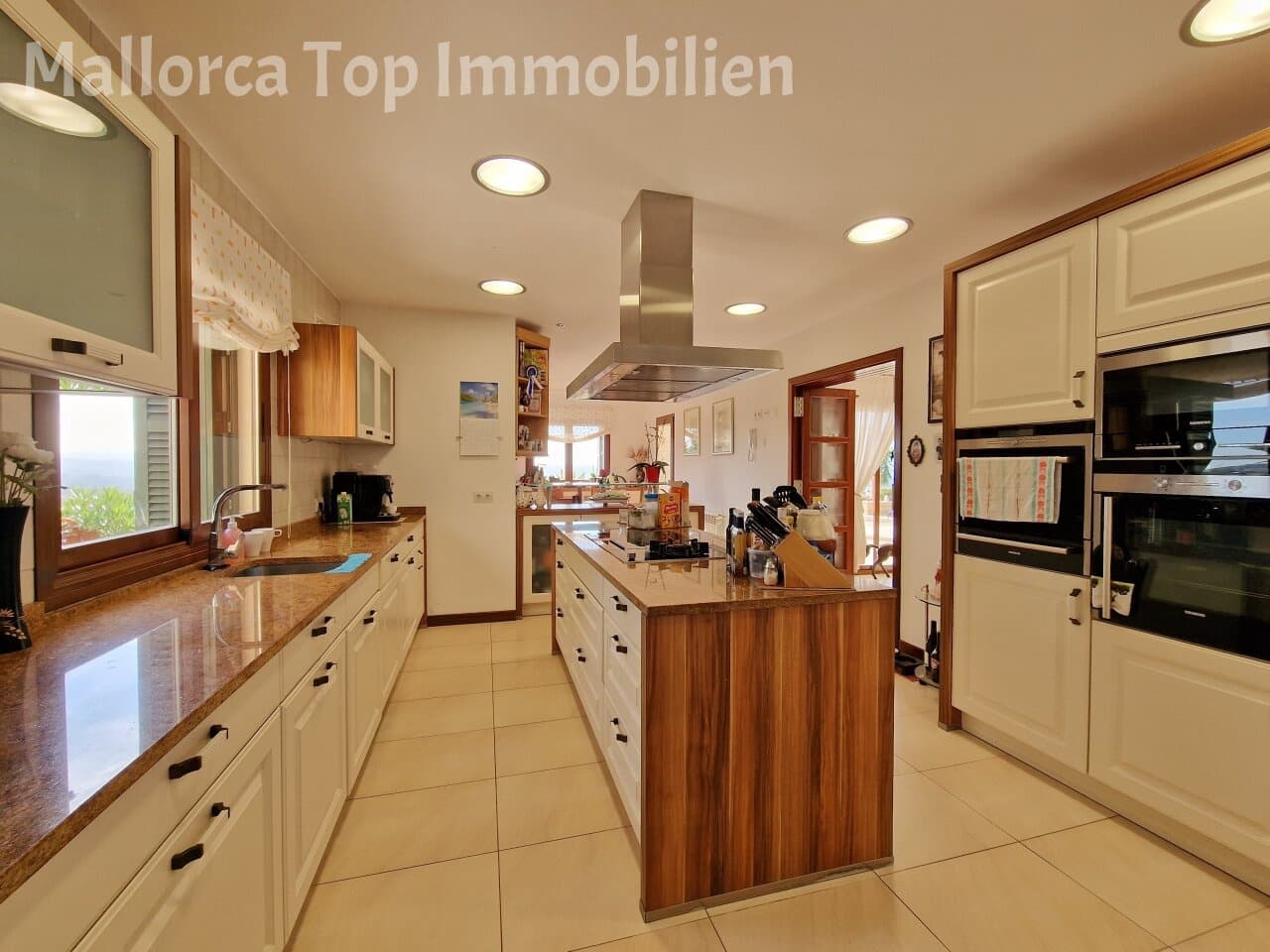 6 makuuhuone Huvila myytävänä paikassa Puntiro mukana uima-altaan - 2 250 000 € (Ref: 7764484)