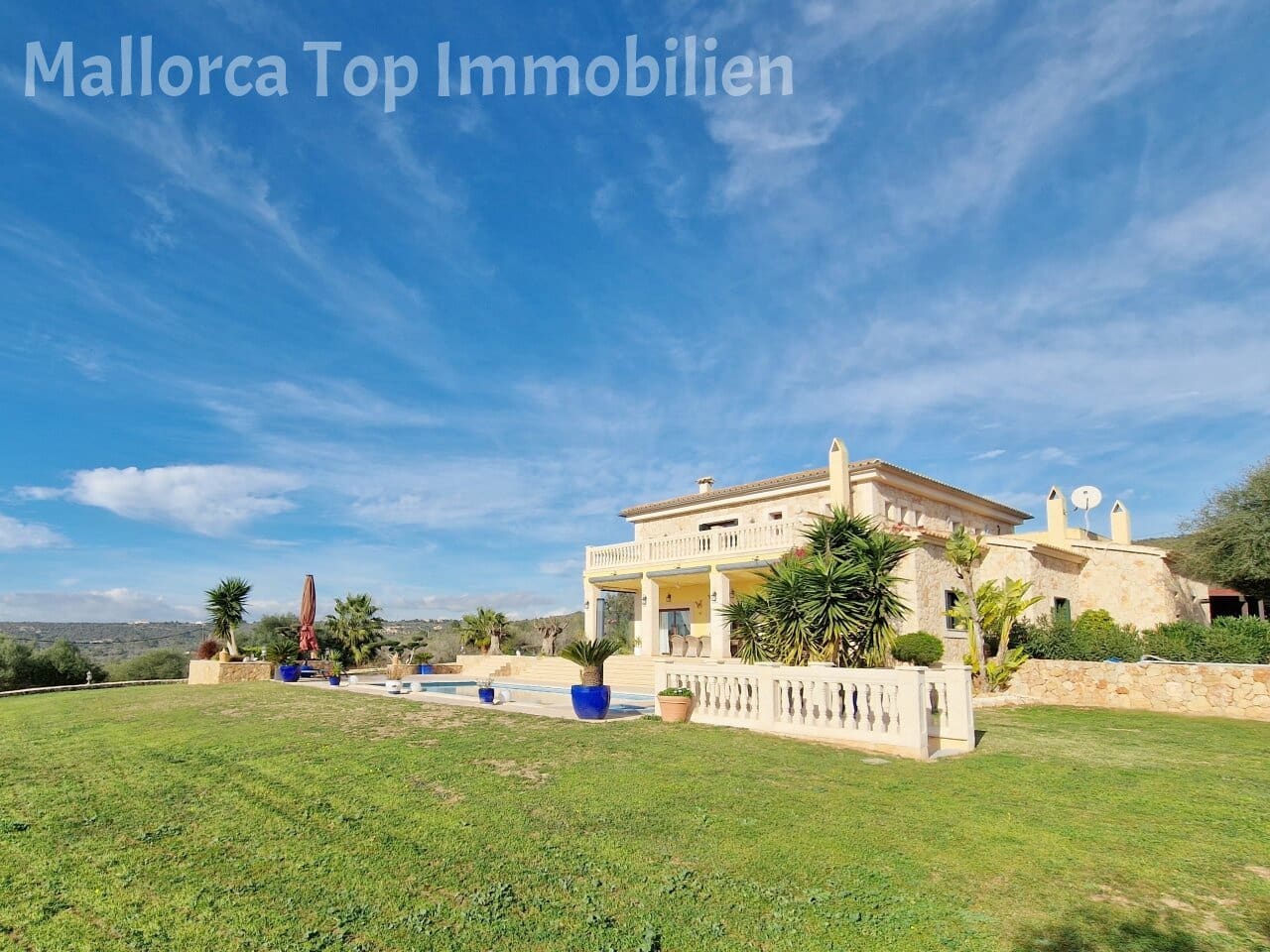 6 makuuhuone Huvila myytävänä paikassa Puntiro mukana uima-altaan - 2 250 000 € (Ref: 7764484)