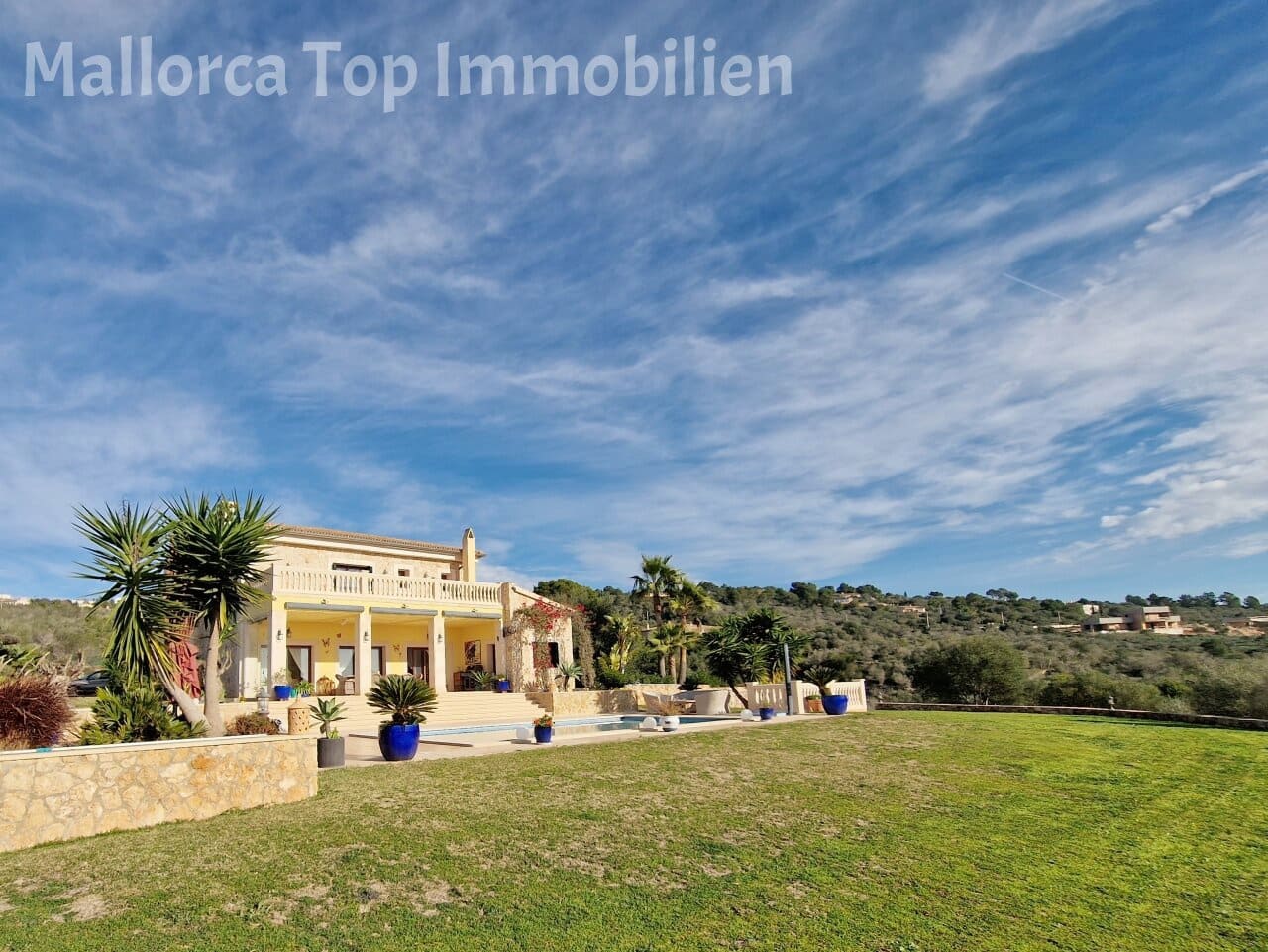 6 makuuhuone Huvila myytävänä paikassa Puntiro mukana uima-altaan - 2 250 000 € (Ref: 7764484)