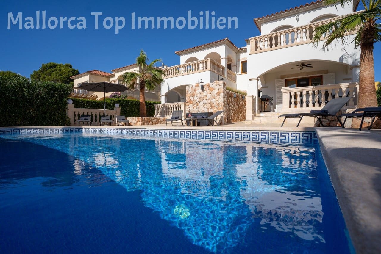 7 soveværelse Semi-Rækkehus til salg i Cala Pi med swimmingpool garage - € 1.600.000 (Ref: 7764495)