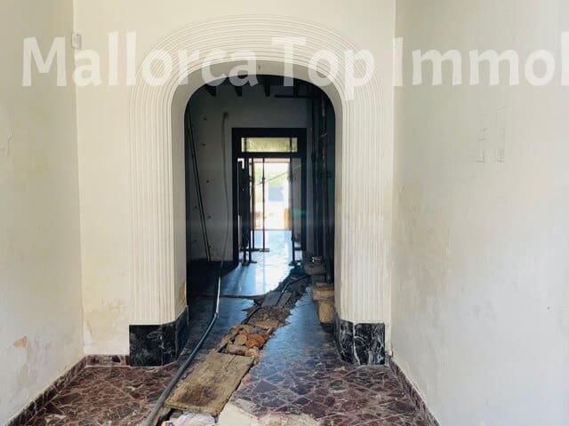 5 sovrum Hus till salu i Llucmajor med garage - 375 000 € (Ref: 7764531)