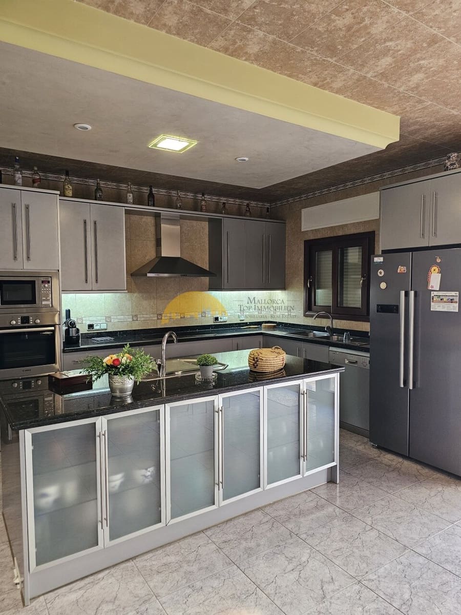 5 sovrum Hus till salu i Inca med pool garage - 1 495 000 € (Ref: 7862625)