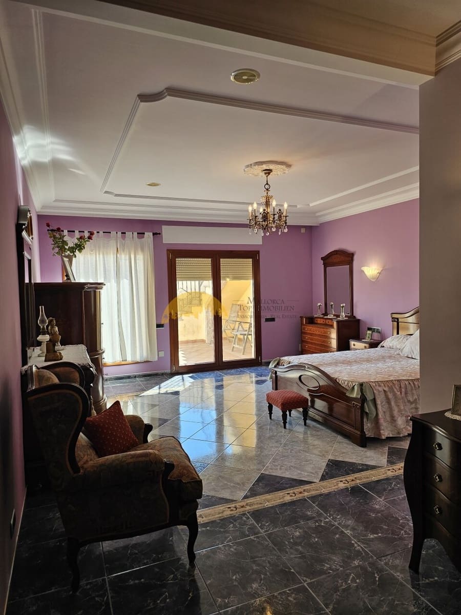 5 sovrum Hus till salu i Inca med pool garage - 1 495 000 € (Ref: 7862625)