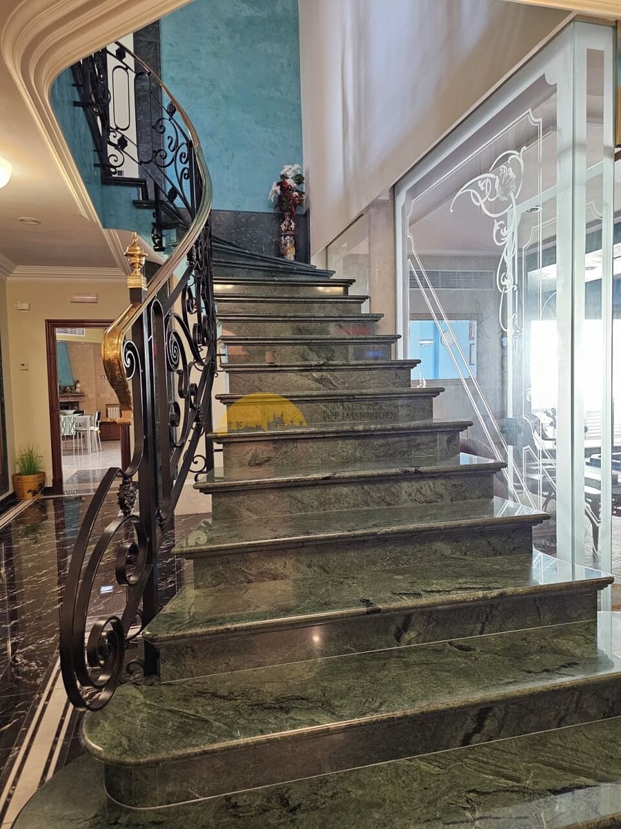 5 sovrum Hus till salu i Inca med pool garage - 1 495 000 € (Ref: 7862625)