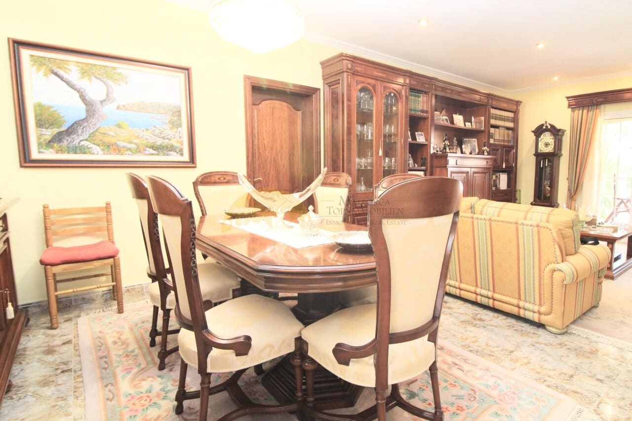 4 sypialnia Willa na sprzedaż w Maioris Decima z basenem garażem - 1 800 000 € (Ref: 7883653)