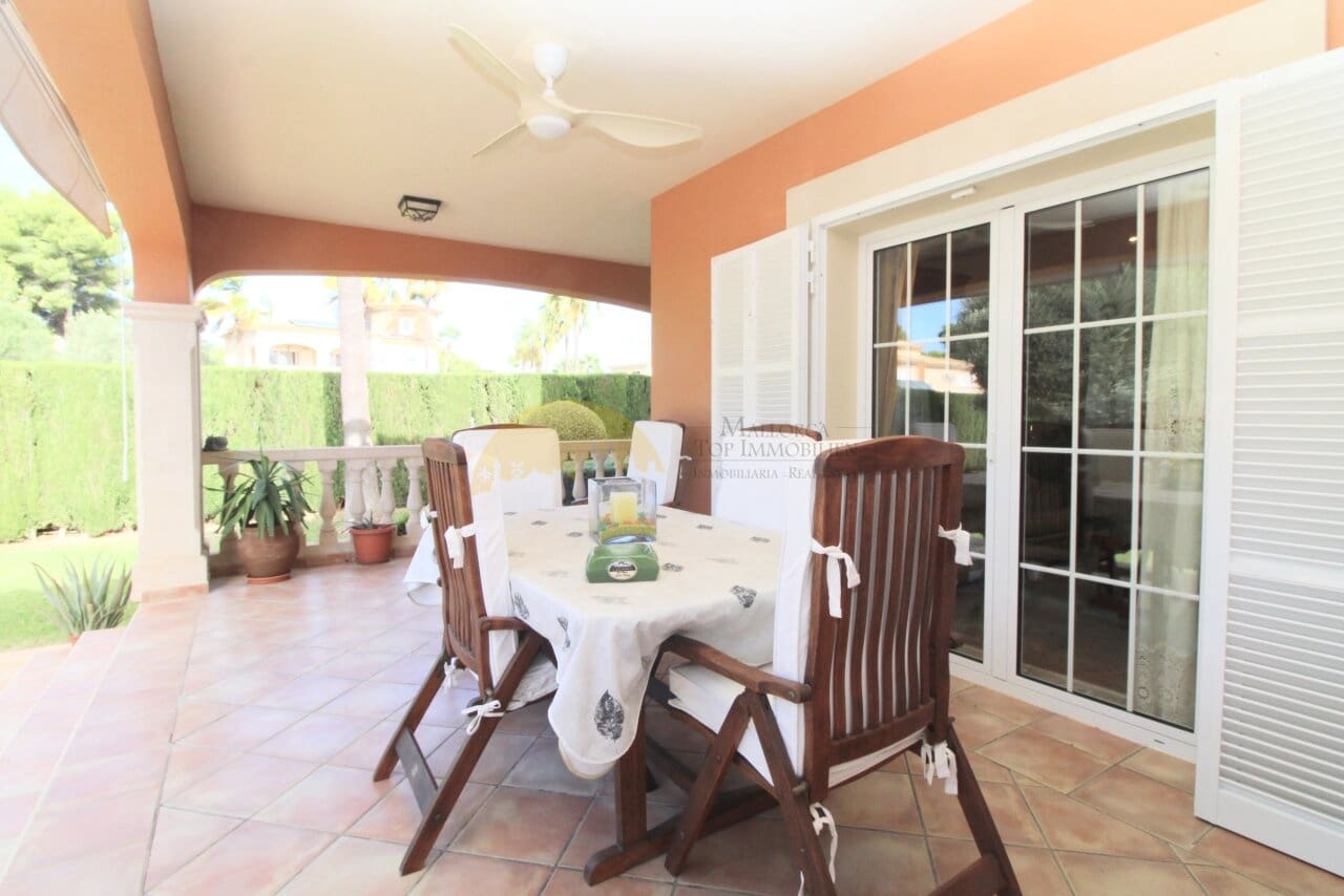 4 sypialnia Willa na sprzedaż w Maioris Decima z basenem garażem - 1 800 000 € (Ref: 7883653)