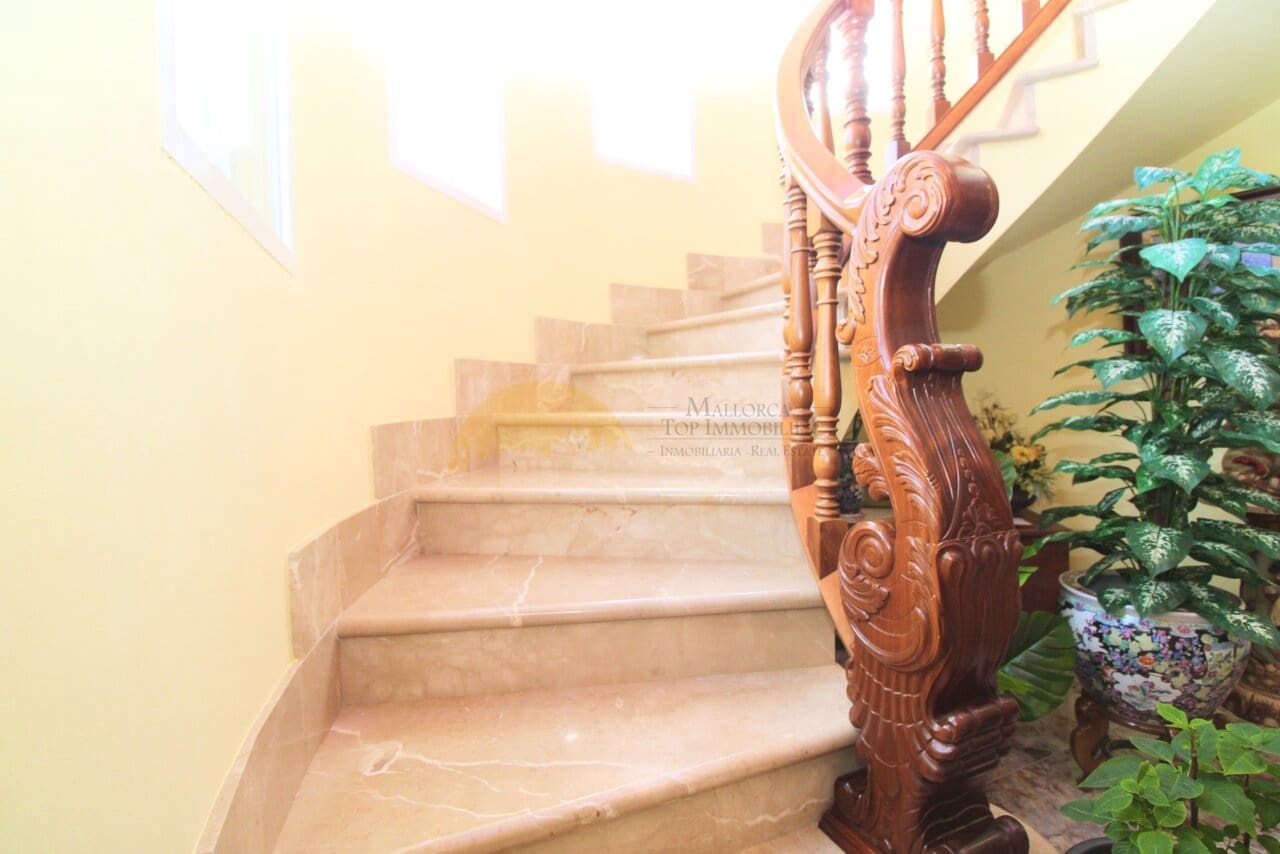 4 sypialnia Willa na sprzedaż w Maioris Decima z basenem garażem - 1 800 000 € (Ref: 7883653)