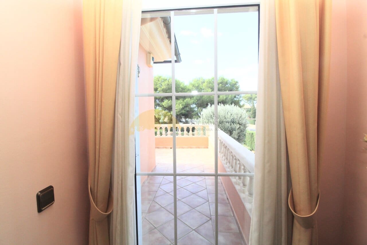 4 sypialnia Willa na sprzedaż w Maioris Decima z basenem garażem - 1 800 000 € (Ref: 7883653)