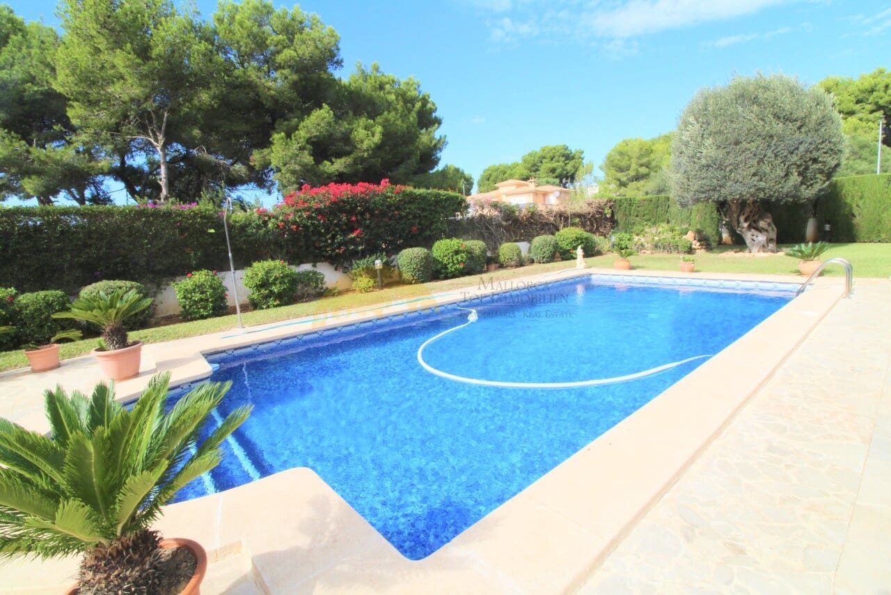 4 sypialnia Willa na sprzedaż w Maioris Decima z basenem garażem - 1 800 000 € (Ref: 7883653)