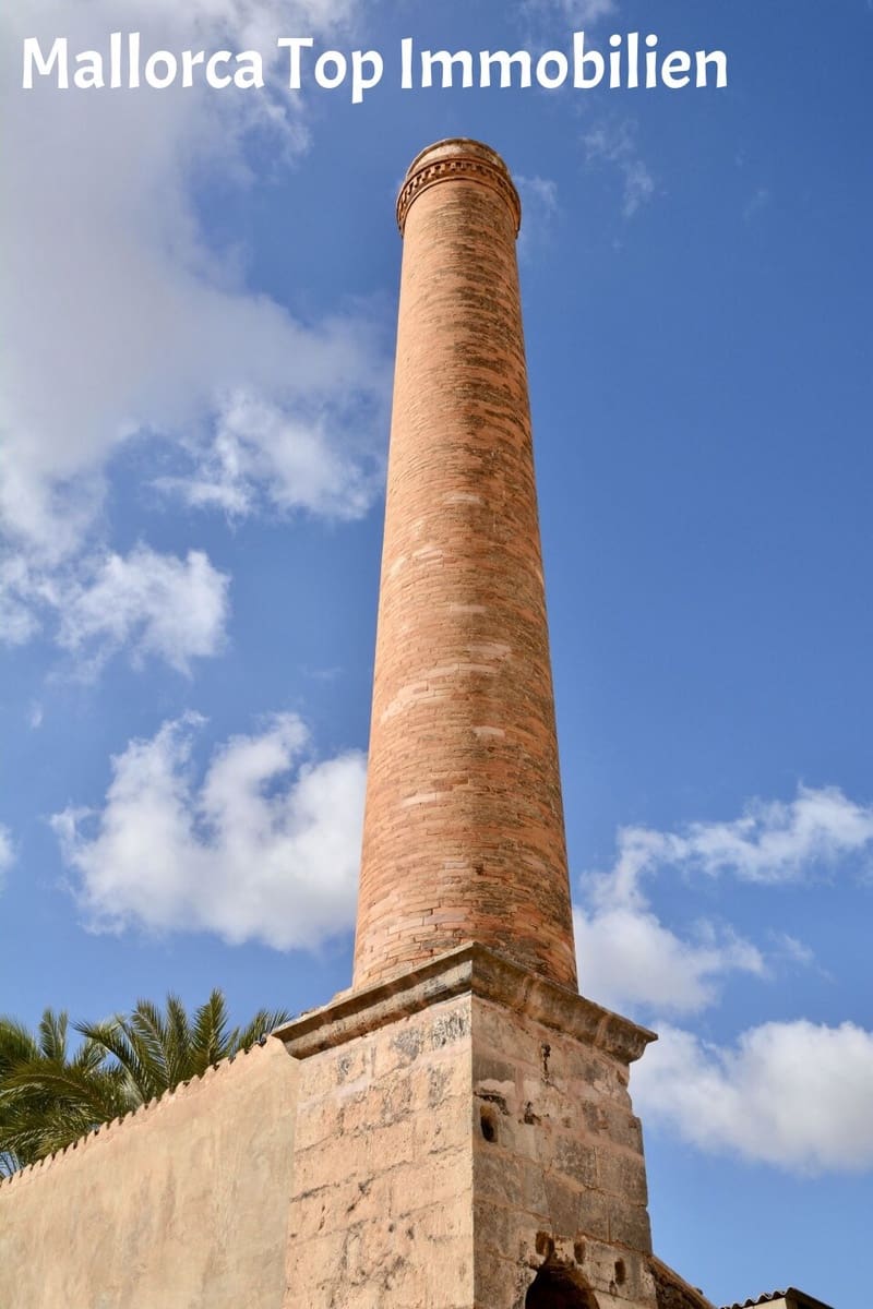 Hotel for sale in Llucmajor with pool - € 750,000 (Ref: 8051327)