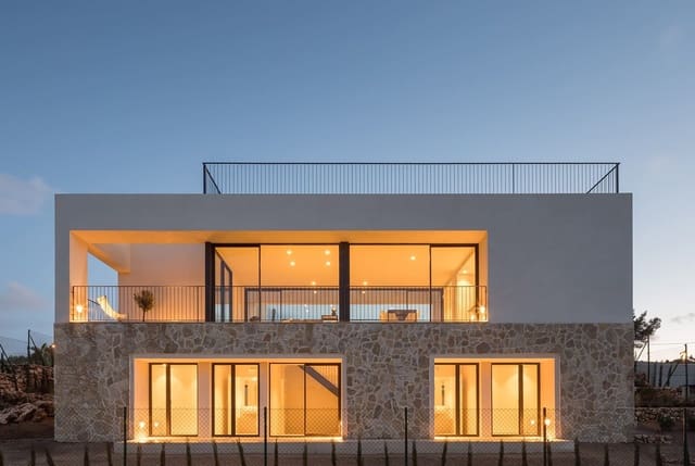 3 makuuhuone Huvila myytävänä paikassa Cala Murada, Manacor mukana uima-altaan - 1 275 000 € (Ref: 9401377)