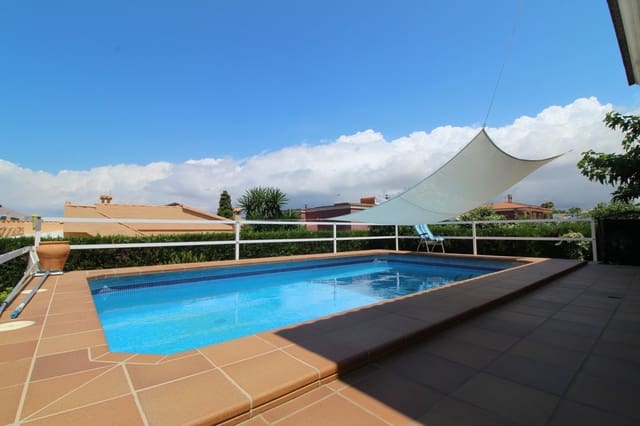 Chalet de 4 habitaciones en Badia Blava, Llucmajor en venta con piscina garaje - 990.000 € (Ref: 9401387)