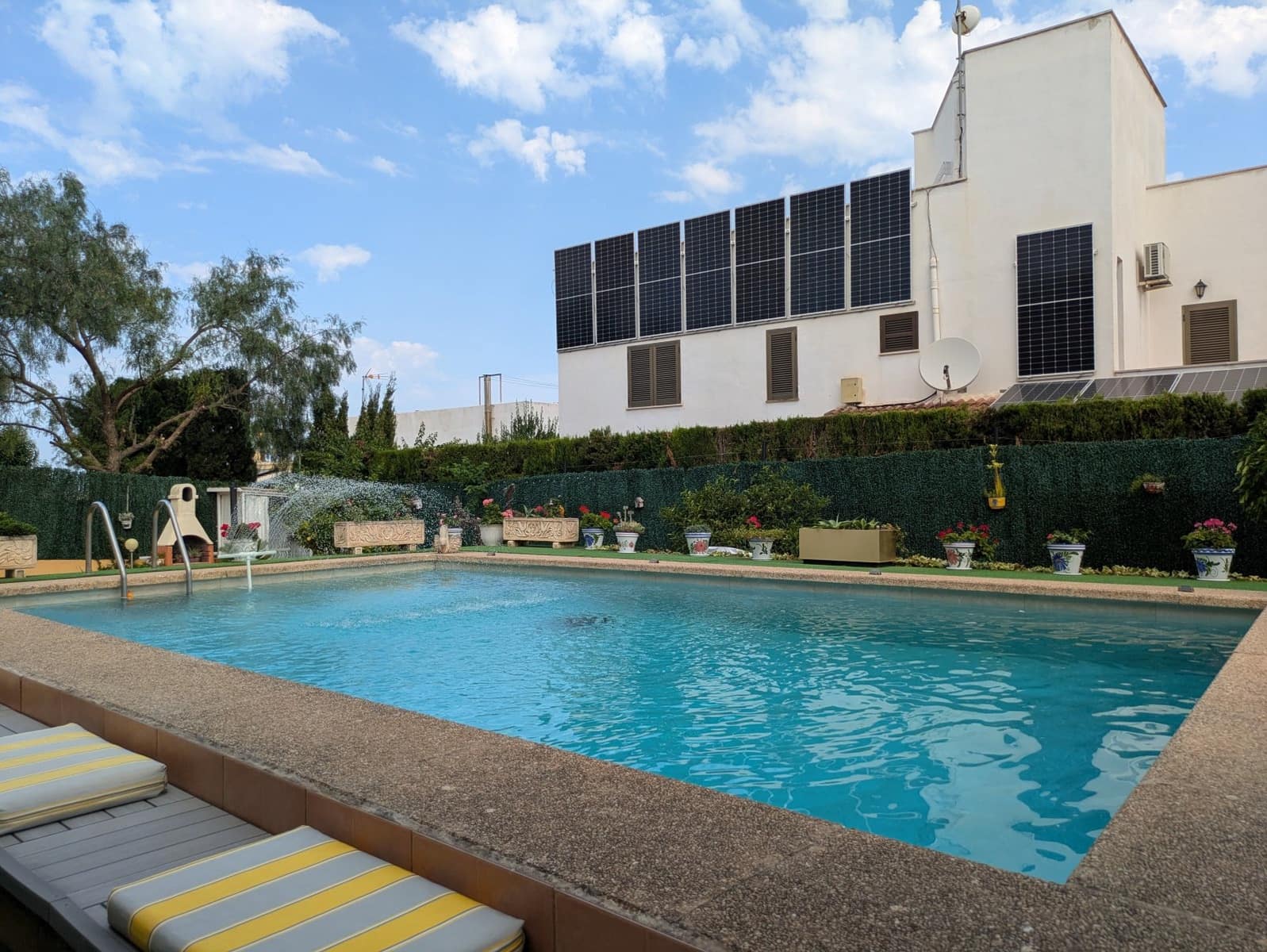 Chalet de 5 habitaciones en Badia Blava en venta con piscina garaje - 950.000 € (Ref: 9401388)