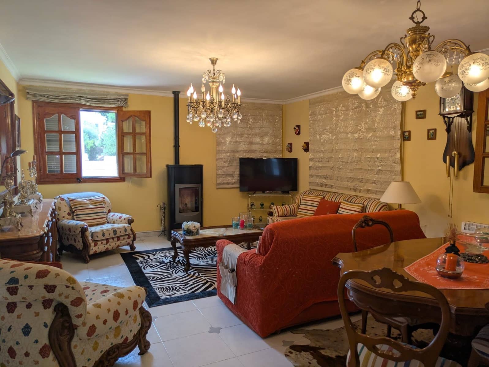 Chalet de 5 habitaciones en Badia Blava en venta con piscina garaje - 950.000 € (Ref: 9401388)