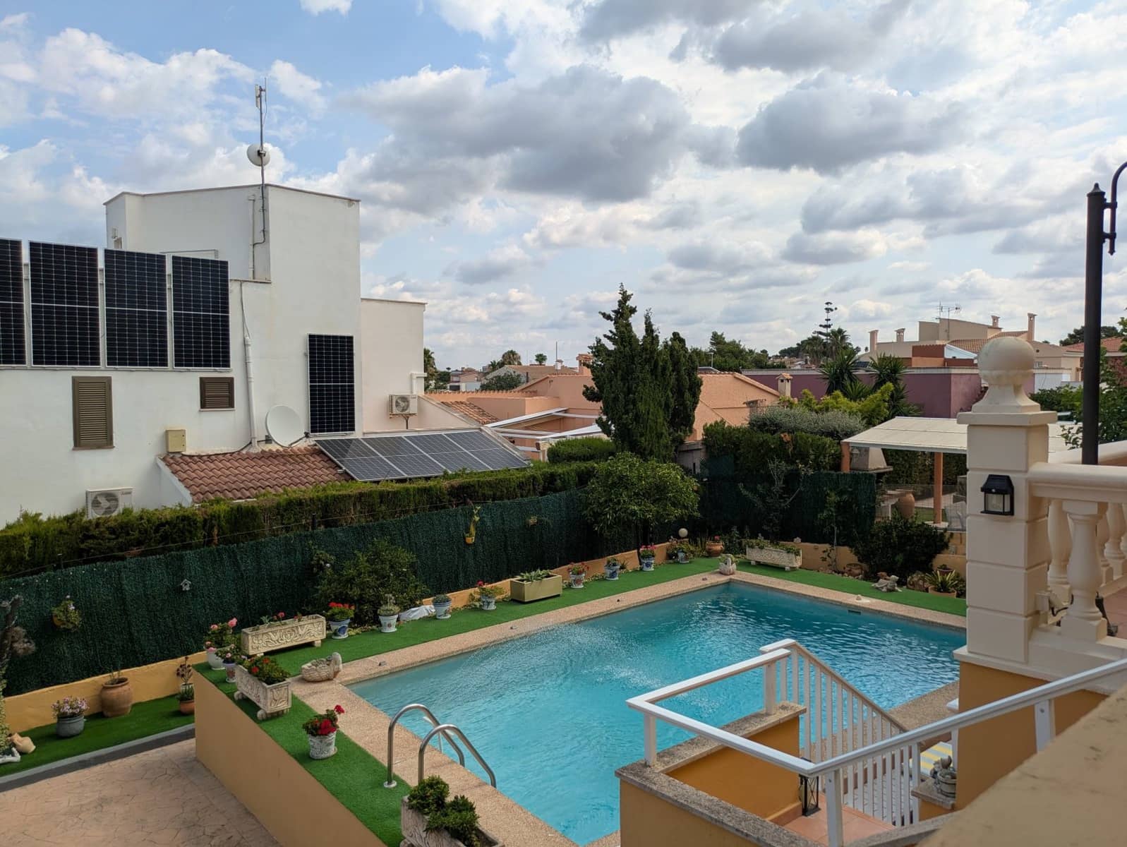 Chalet de 5 habitaciones en Badia Blava en venta con piscina garaje - 950.000 € (Ref: 9401388)