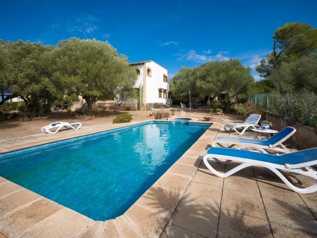 Chalet de 4 habitaciones en Marratxí en venta con piscina - 1.595.000 € (Ref: 9401392)