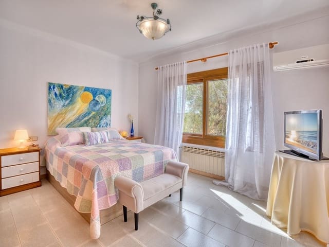 Chalet de 4 habitaciones en Marratxí en venta con piscina - 1.595.000 € (Ref: 9401392)