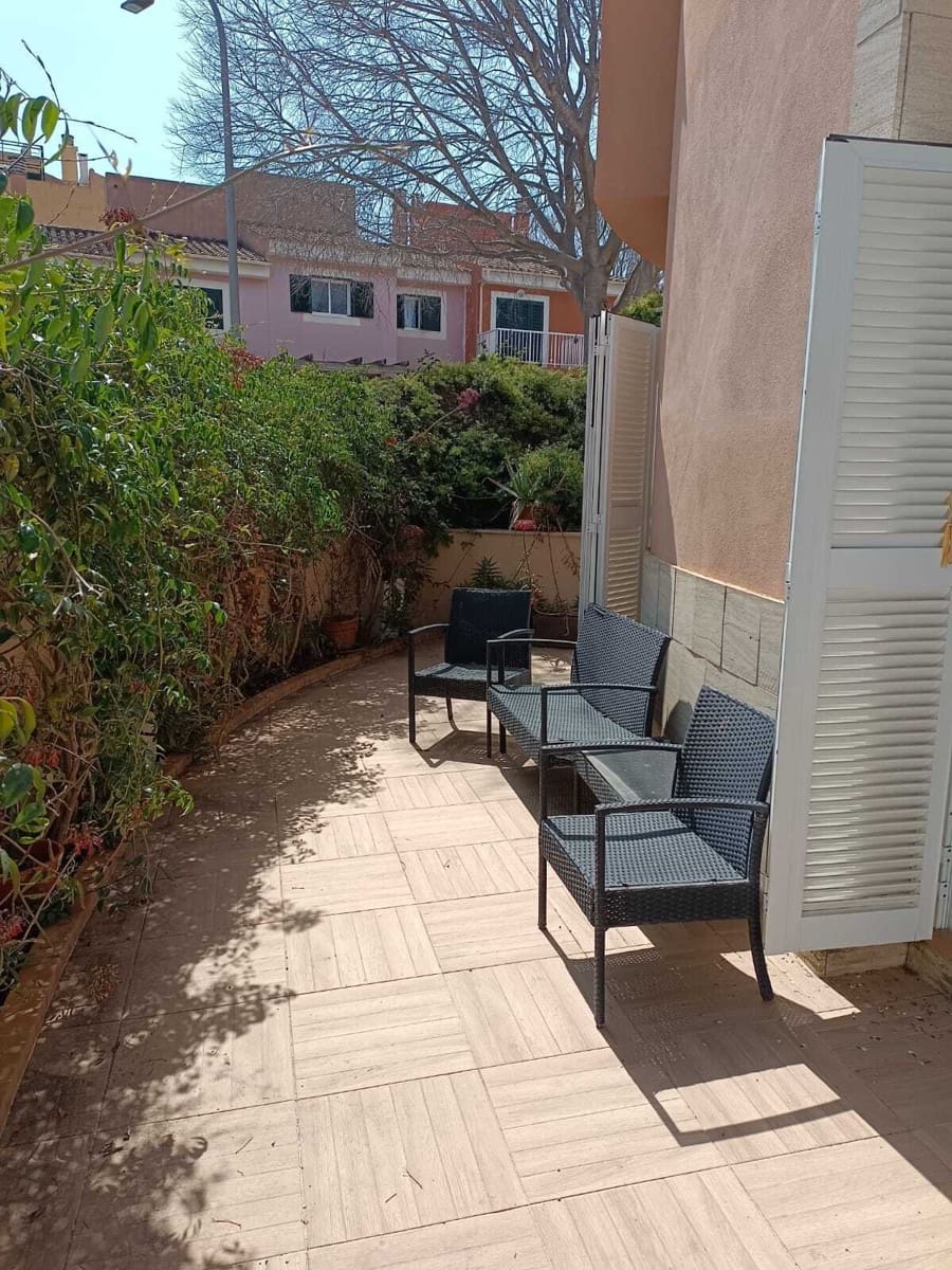 4 sypialnia Willa na sprzedaż w Palma de Mallorca z garażem - 745 000 € (Ref: 9401393)