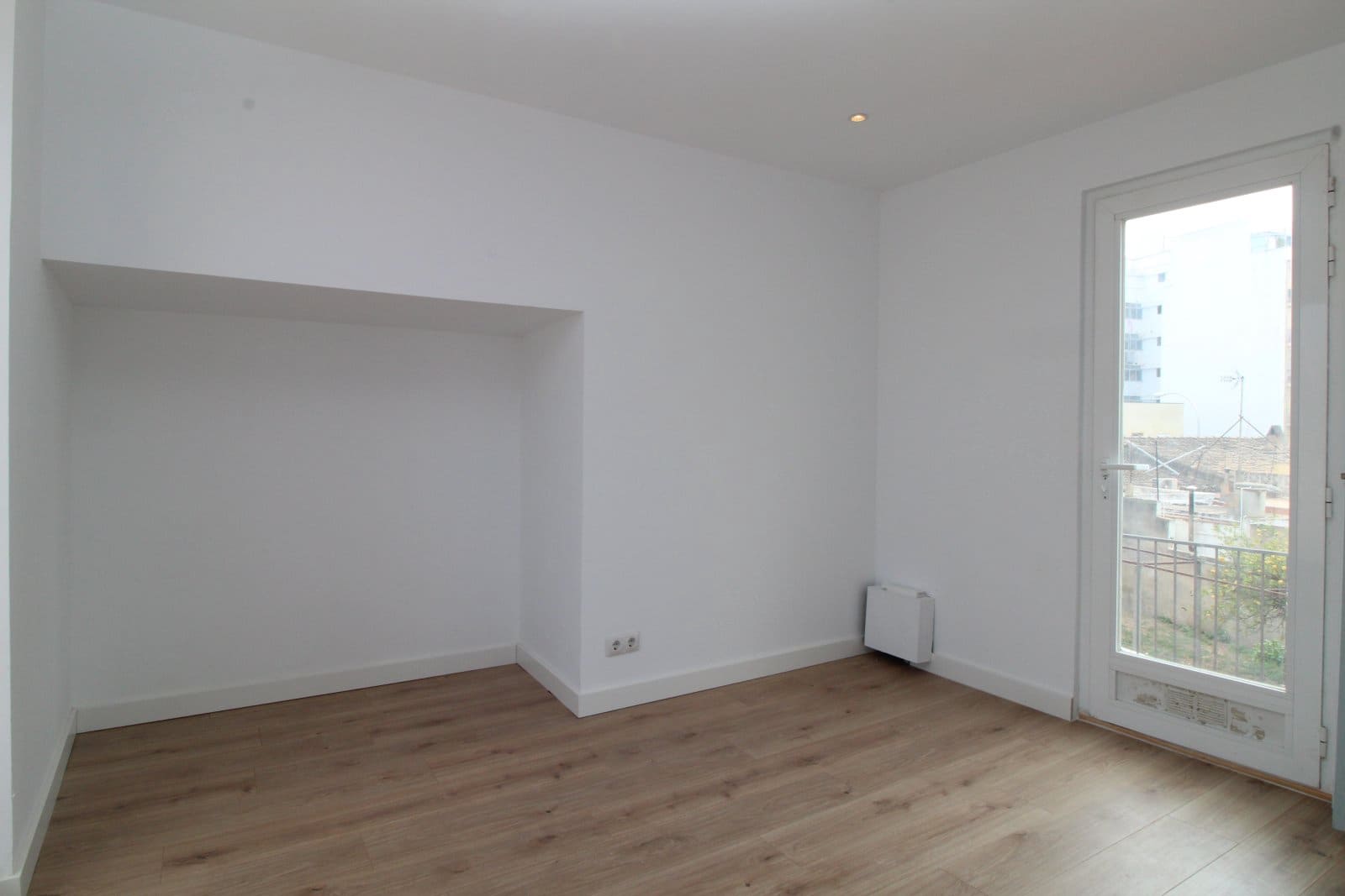 4 chambre Villa/Maison à vendre à Palma de Mallorca avec garage - 400 000 € (Ref: 9401395)