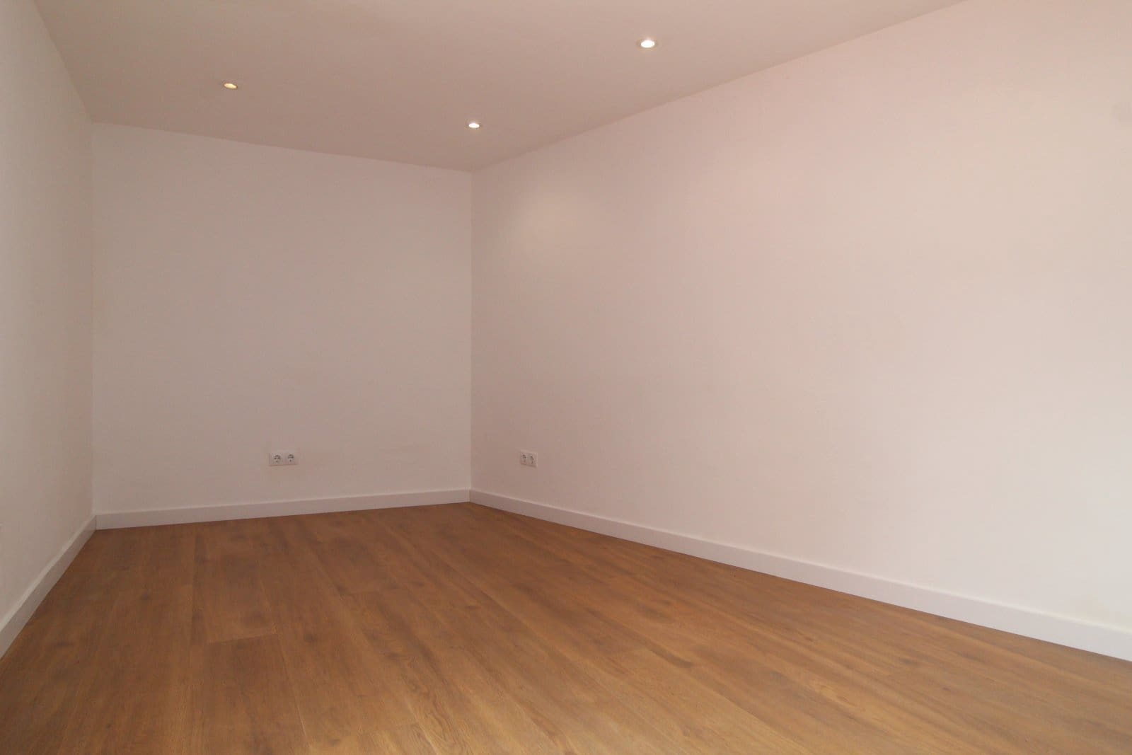 4 chambre Villa/Maison à vendre à Palma de Mallorca avec garage - 400 000 € (Ref: 9401395)