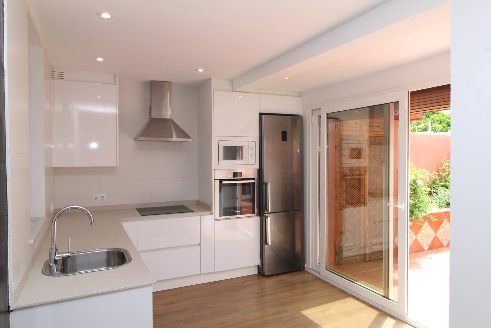 4 chambre Villa/Maison à vendre à Palma de Mallorca avec garage - 400 000 € (Ref: 9401395)