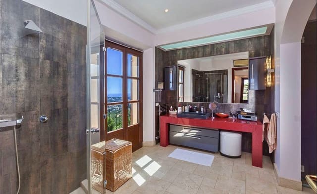 7 Zimmer Villa zu verkaufen in Puerto de Andratx, Andratx mit Pool Garage - 9.900.000 € (Ref: 9401396)