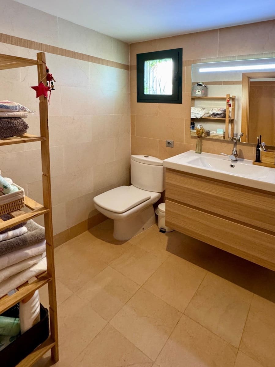 2 soverom Leilighet til salgs i Palma de Mallorca med svømmebasseng garasje - € 435 000 (Ref: 9401398)