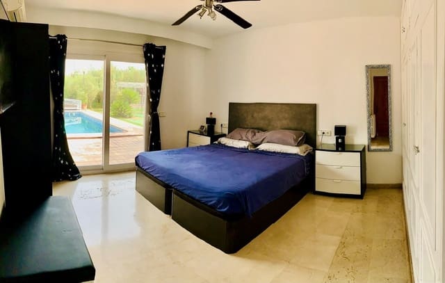 6 bedroom Bungalow for sale in Es Garrovers, Marratxí with pool garage - € 1,290,000 (Ref: 9401402)