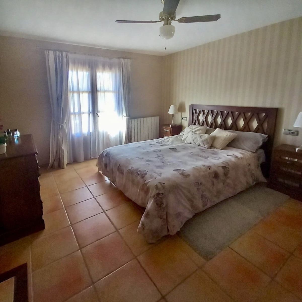 5 makuuhuone Huvila myytävänä paikassa Puigpunyent mukana 
autotalli - 990 000 € (Ref: 9401406)