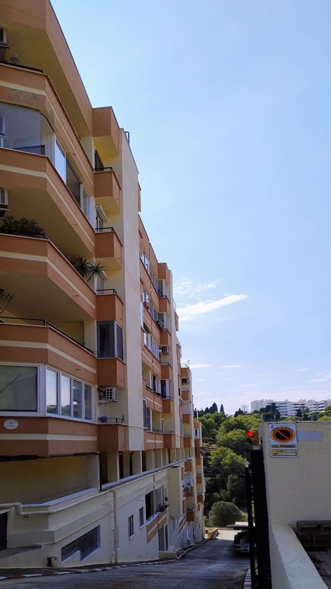 1 sypialnia Apartament na sprzedaż w Palma de Mallorca z basenem garażem - 349 000 € (Ref: 9401408)