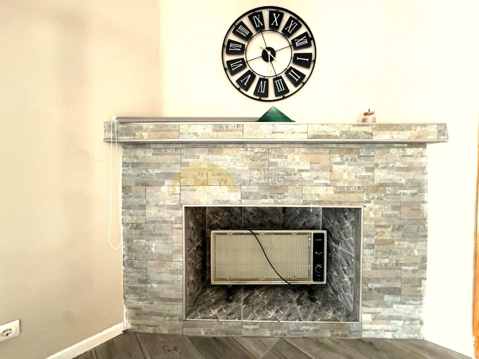 4 makuuhuone Maalaistalo myytävänä paikassa Sencelles mukana uima-altaan 
autotalli - 667 000 € (Ref: 9401411)