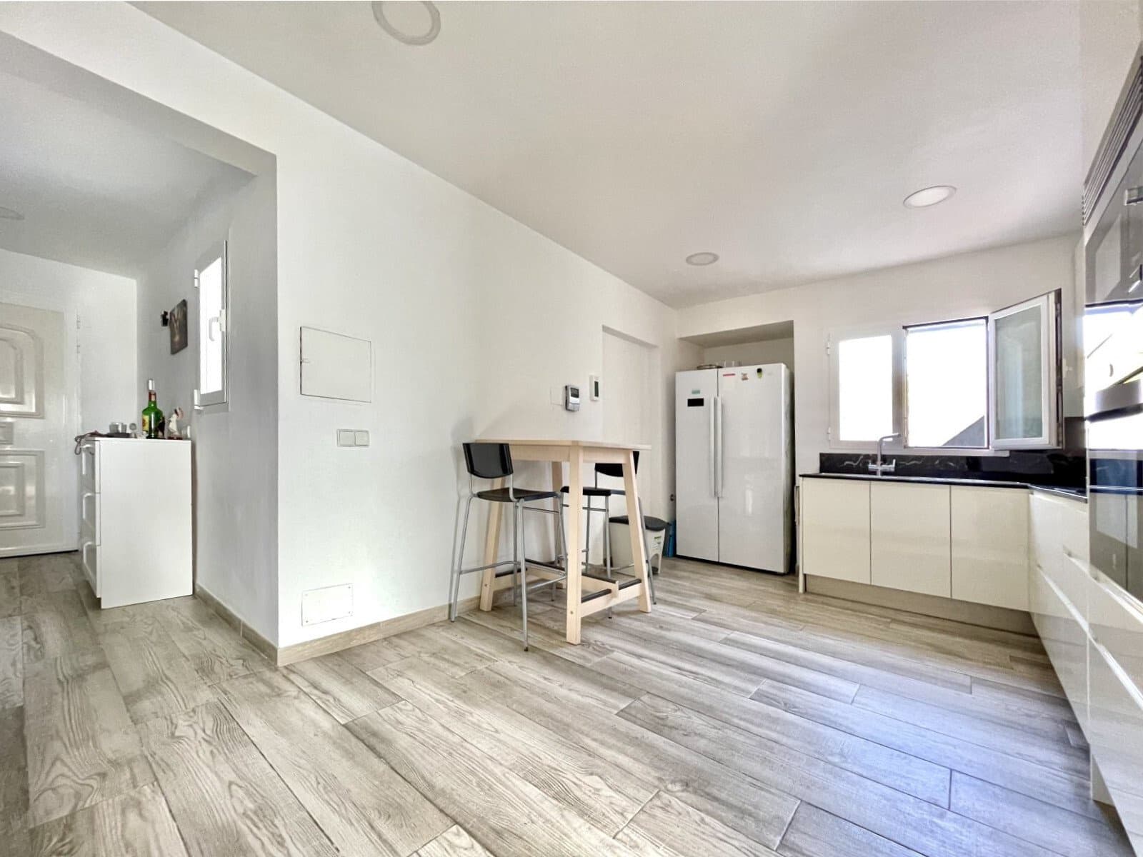 Chalet de 3 habitaciones en Badia Blava en venta - 888.000 € (Ref: 9401417)