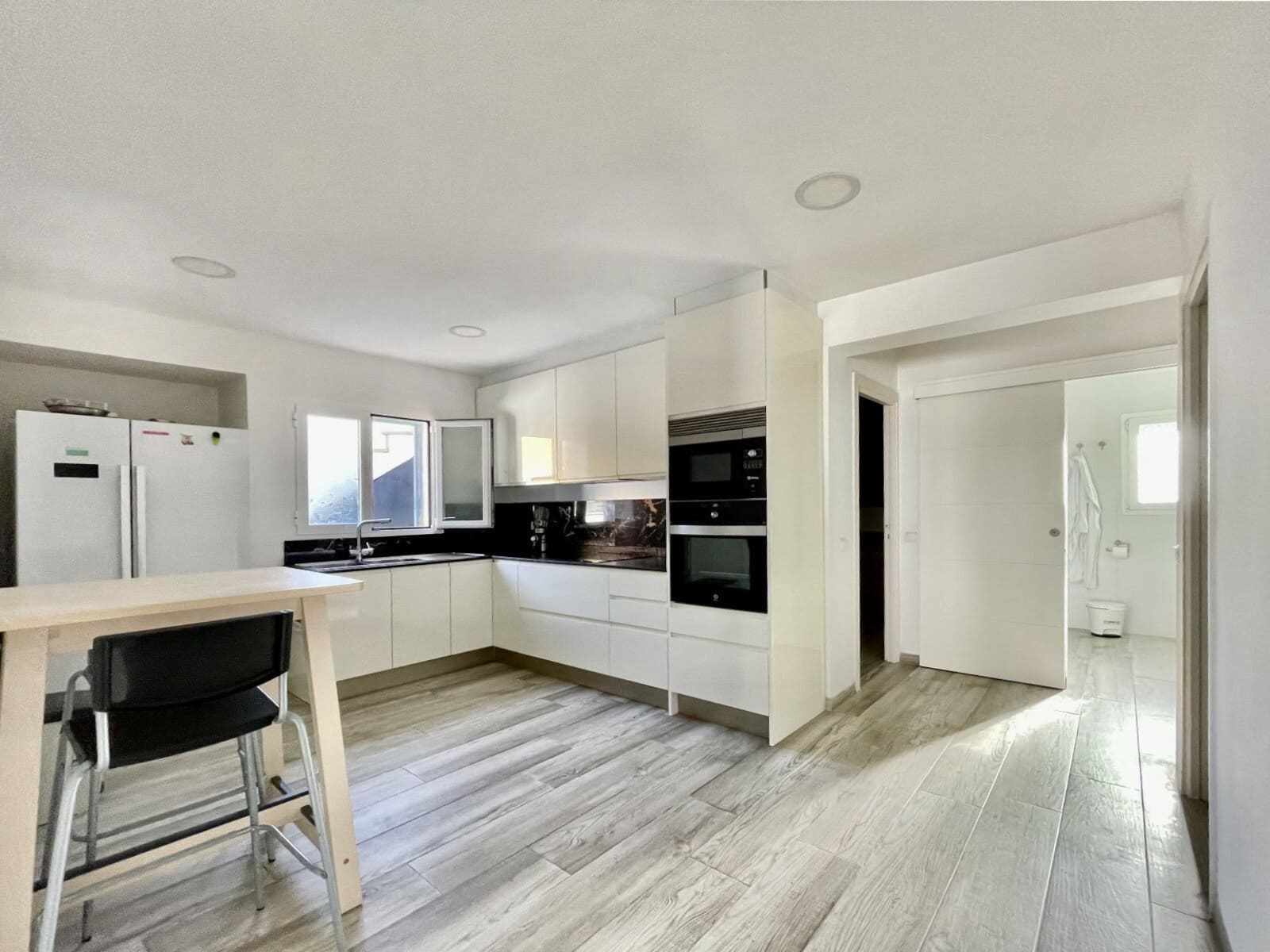 Chalet de 3 habitaciones en Badia Blava en venta - 888.000 € (Ref: 9401417)