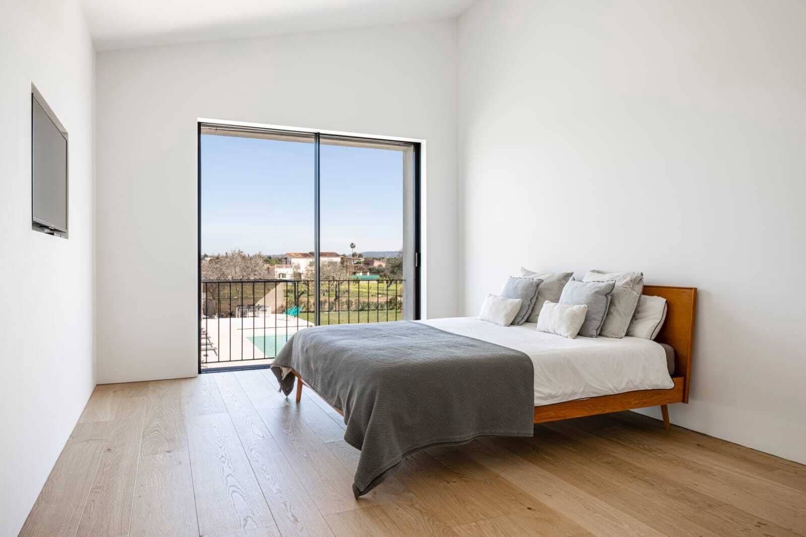 6 soveværelse Finca/Landehus til salg i Es Garrovers med swimmingpool garage - € 3.250.000 (Ref: 9401418)