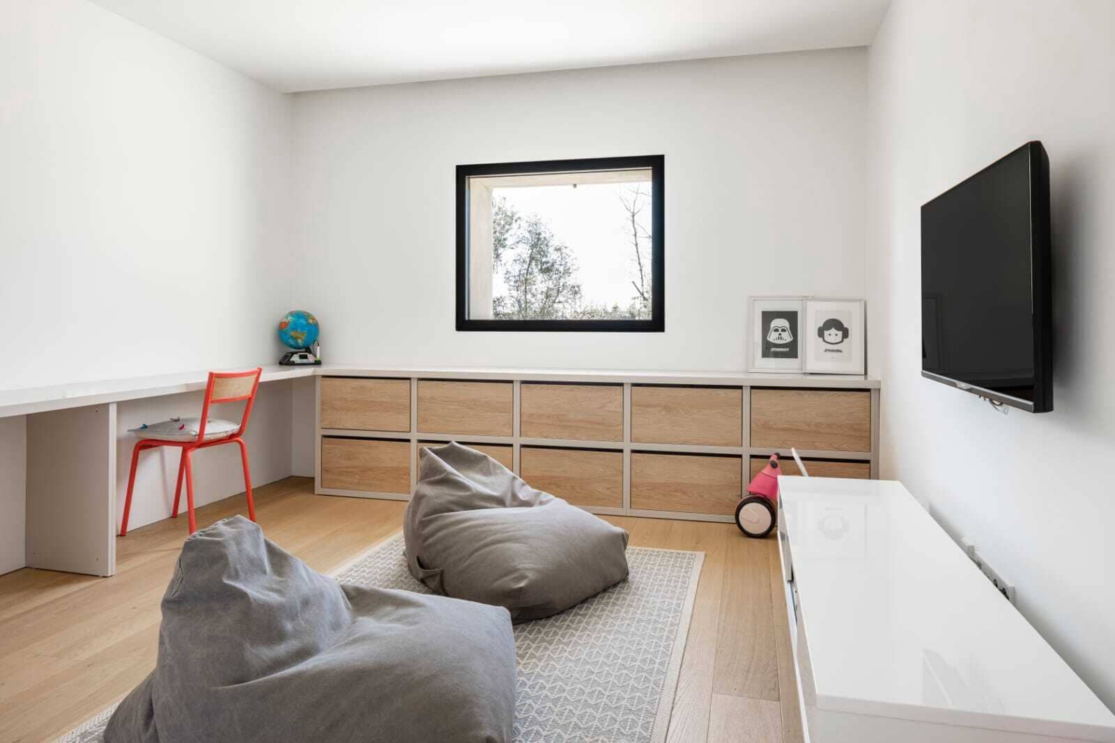 6 soveværelse Finca/Landehus til salg i Es Garrovers med swimmingpool garage - € 3.250.000 (Ref: 9401418)