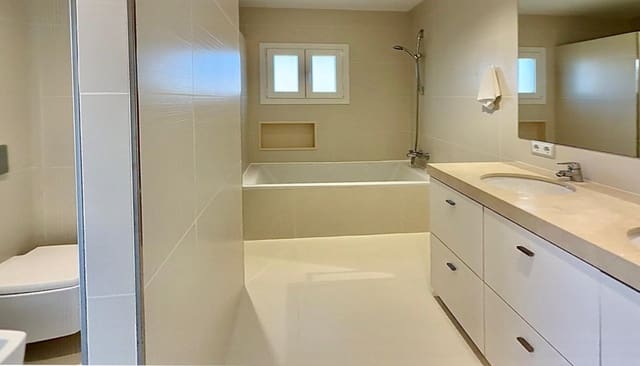 5 bedroom Villa for sale in Palma de Mallorca with pool garage - € 1,800,000 (Ref: 9401420)