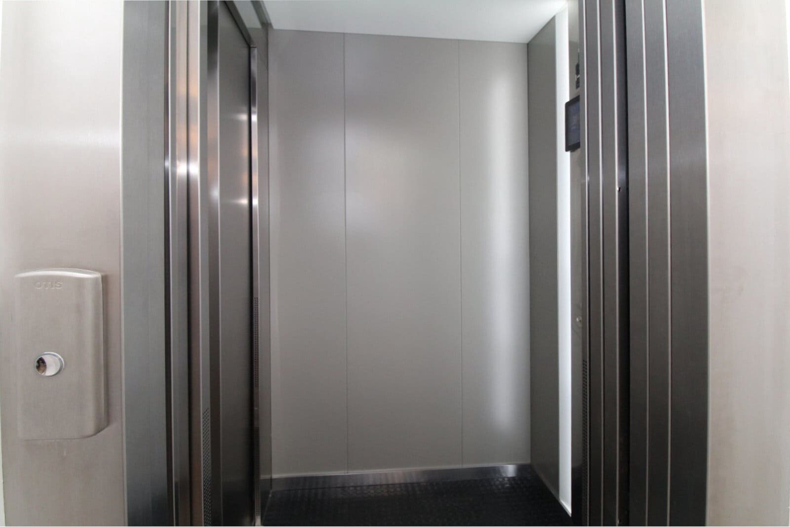 2 sypialnia Penthouse na sprzedaż w Palma de Mallorca - 2 000 000 € (Ref: 9401423)