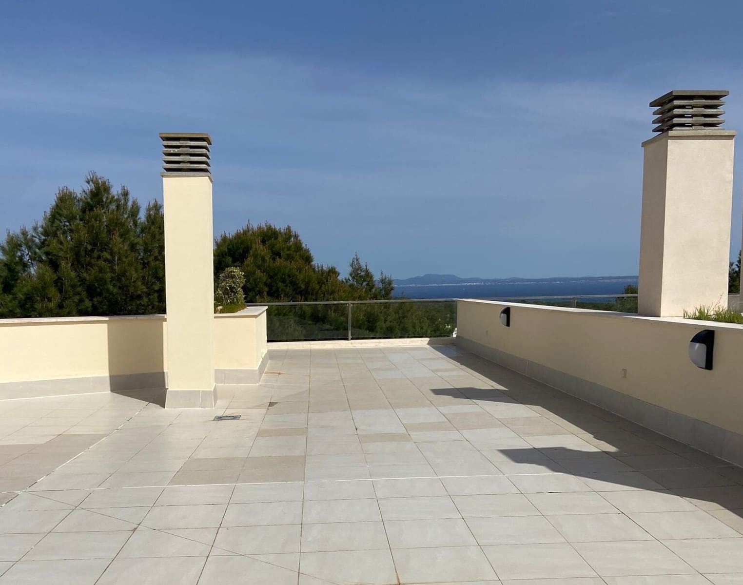 2 slaapkamer Penthouse te koop in Sol de Mallorca met zwembad garage - € 750.000 (Ref: 9401425)