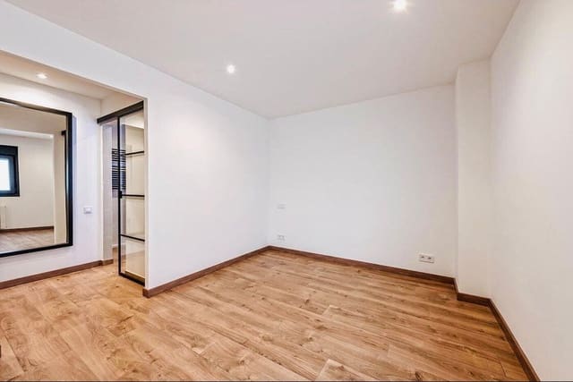 2 soveværelse Lejlighed til salg i Santa Catalina, Palma de Mallorca - € 595.000 (Ref: 9401427)